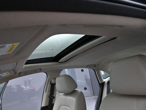Used 2024 Honda Civic Touring image 29