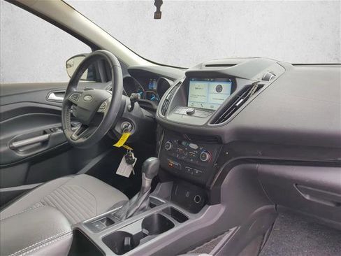 Used 2018 Ford Escape SE w/ SE Sport Appearance Package image 16
