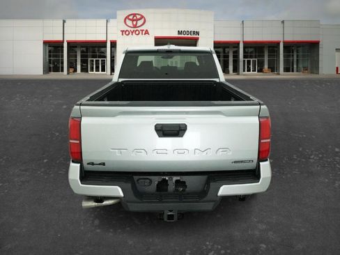 New 2026 Toyota Tacoma TRD Off-Road AWD/4WD image 9
