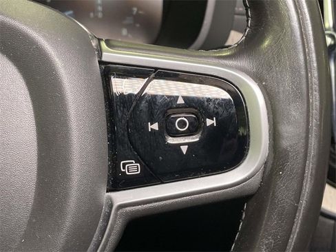 Used 2021 Volvo XC60 T5 Inscription w/ Protection Package Premier image 32