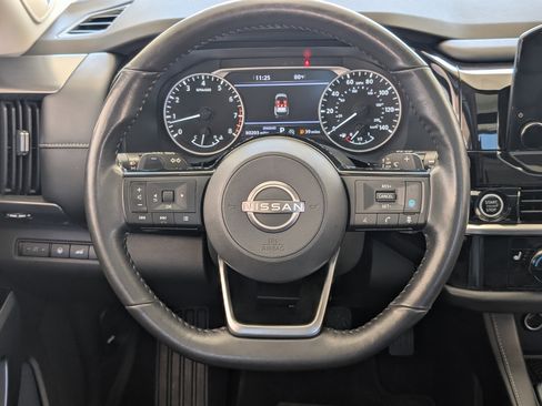 Used 2022 Nissan Pathfinder SL w/ SL Premium Package image 27