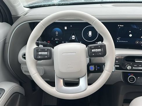 Certified 2026 Hyundai Palisade SEL FWD image 24