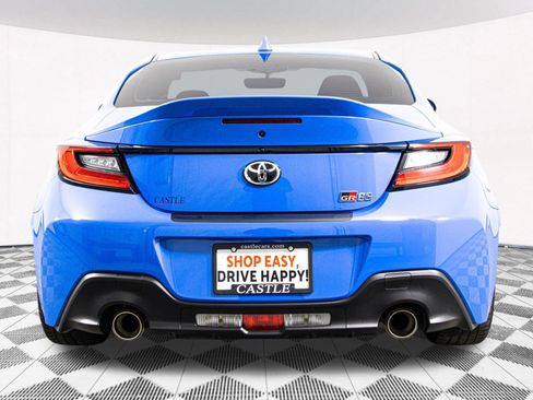 Used 2022 Toyota GR86 Premium w/ ALL Weather Mat Package (TMS) RWD image 15