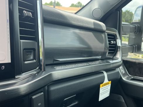 New 2026 Ford F250 Lariat AWD/4WD image 11