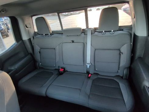 Used 2021 Chevrolet Silverado 1500 LT w/ Convenience Package II image 8