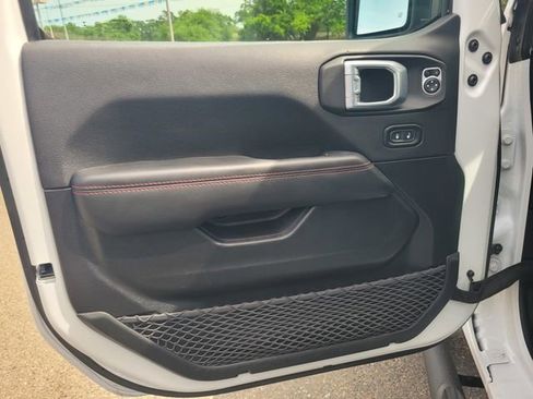 Used 2021 Jeep Wrangler Unlimited Rubicon image 16