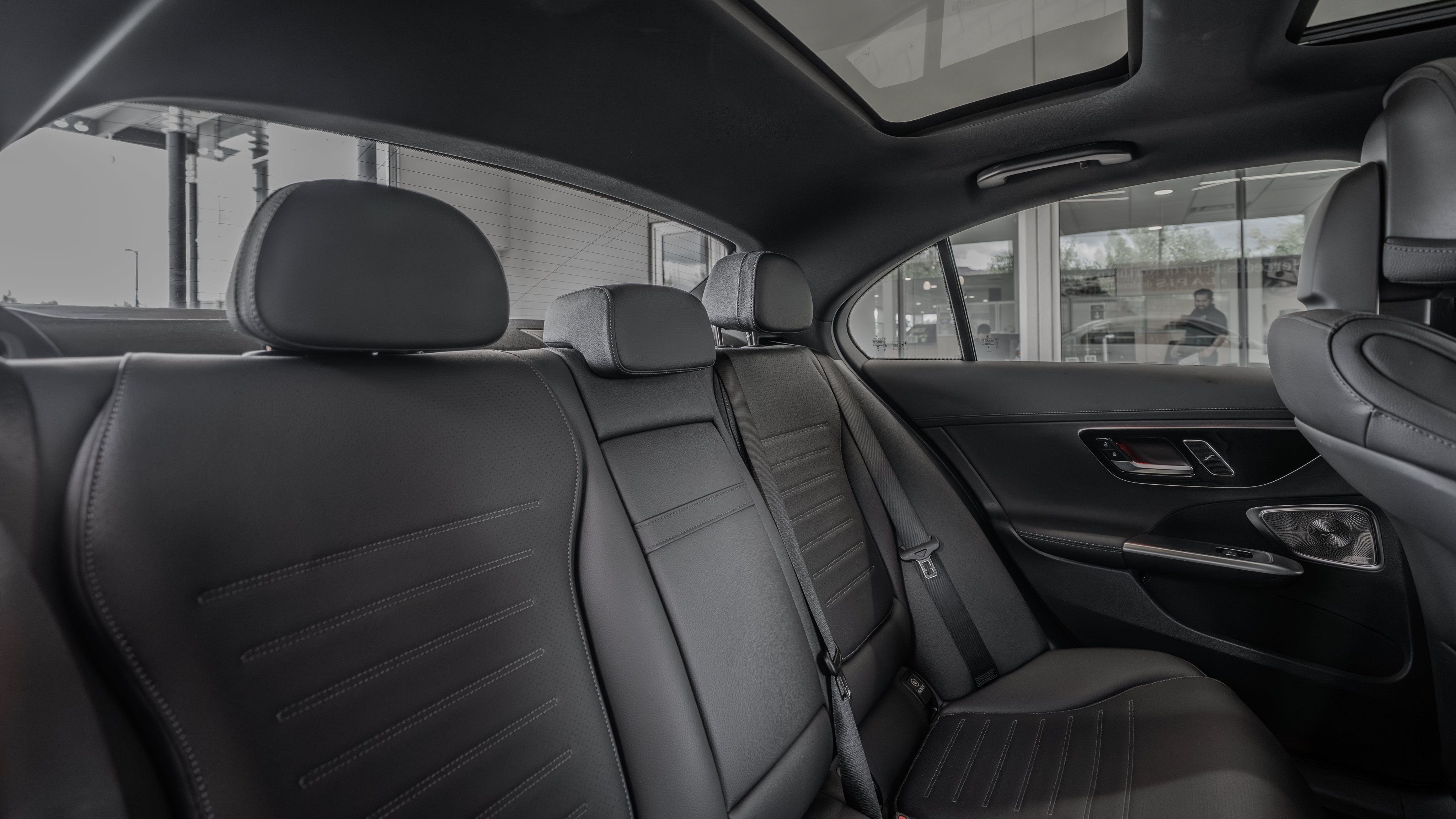 Used 2024 Mercedes-Benz C 300 4MATIC Sedan image 28