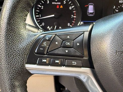 Used 2019 Nissan Rogue SL w/ Premium Package AWD/4WD image 40