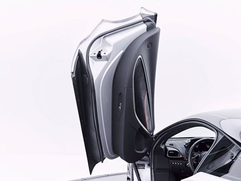 Used 2023 McLaren Artura RWD image 46