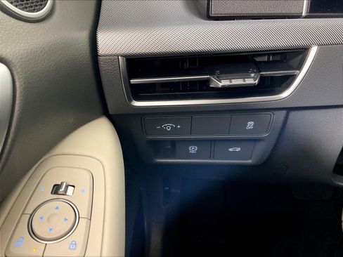 Used 2025 Hyundai Sonata SEL FWD image 15