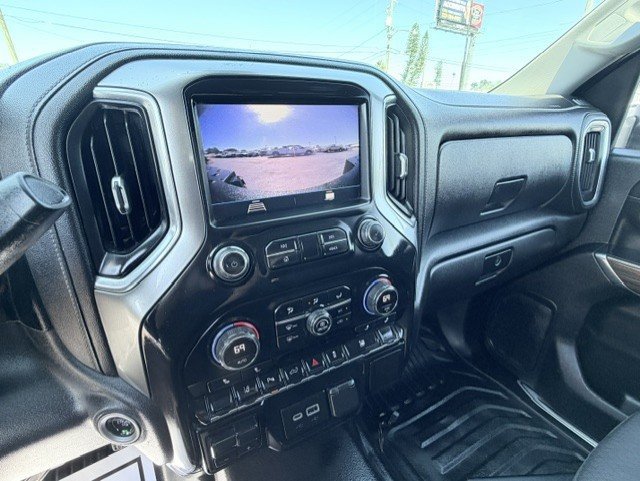 Used 2021 Chevrolet Silverado 2500 LT w/ Convenience Package AWD/4WD image 17