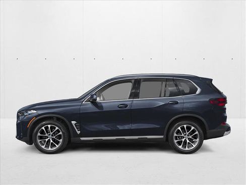 New 2027 BMW X5 xDrive40i AWD/4WD image 3