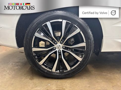 Certified 2023 Volvo XC60 B5 Plus w/ Protection Package Premier AWD/4WD image 35