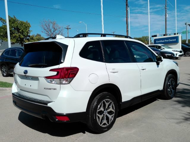 Used 2023 Subaru Forester Premium w/ Popular Package #2 AWD/4WD image 8