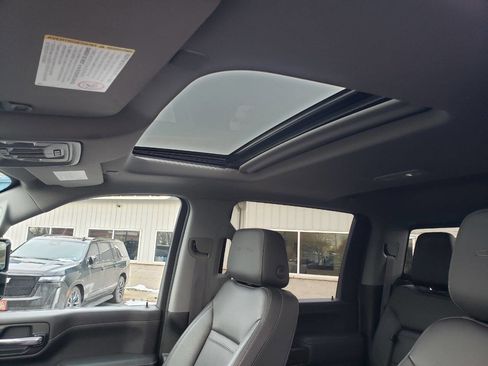 Used 2020 GMC Sierra 2500 Denali w/ Gooseneck/5TH Wheel Package image 26