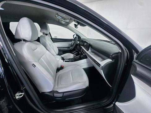 Used 2025 Hyundai Tucson SEL FWD image 30