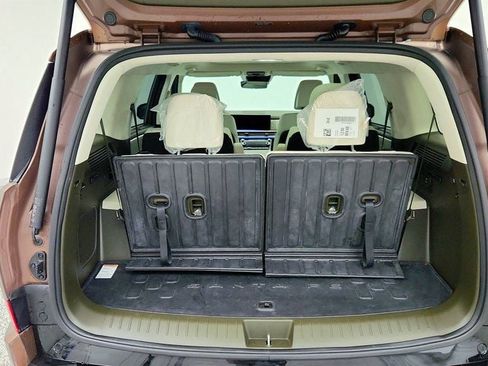 Used 2025 Hyundai Santa Fe Calligraphy AWD/4WD image 23