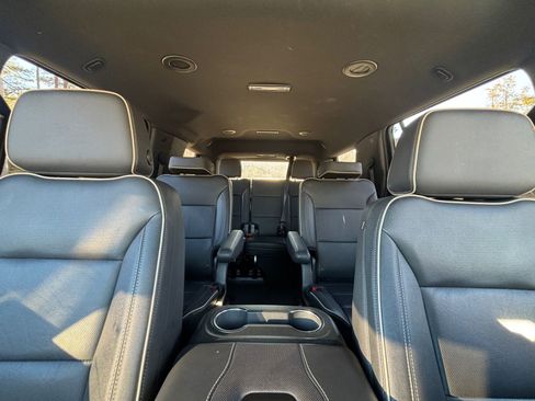 Used 2024 Chevrolet Tahoe Premier image 30