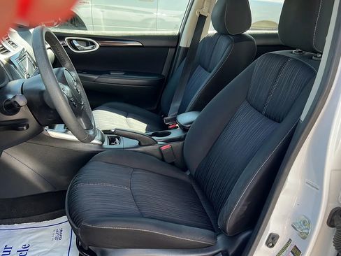 Used 2017 Nissan Sentra SV image 11