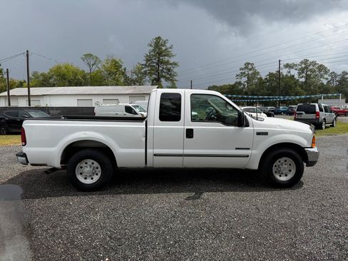 Used 1999 Ford F250 XLT RWD image 4