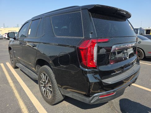 Used 2021 GMC Yukon AT4 w/ Rear Media and Nav Package AWD/4WD image 7
