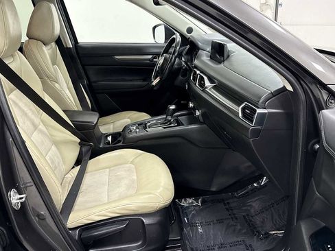 Used 2018 MAZDA CX-5 Touring w/ Preferred Equipment Package image 30