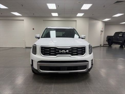 Used 2024 Kia Telluride S w/ S Sunroof Package AWD/4WD image 2