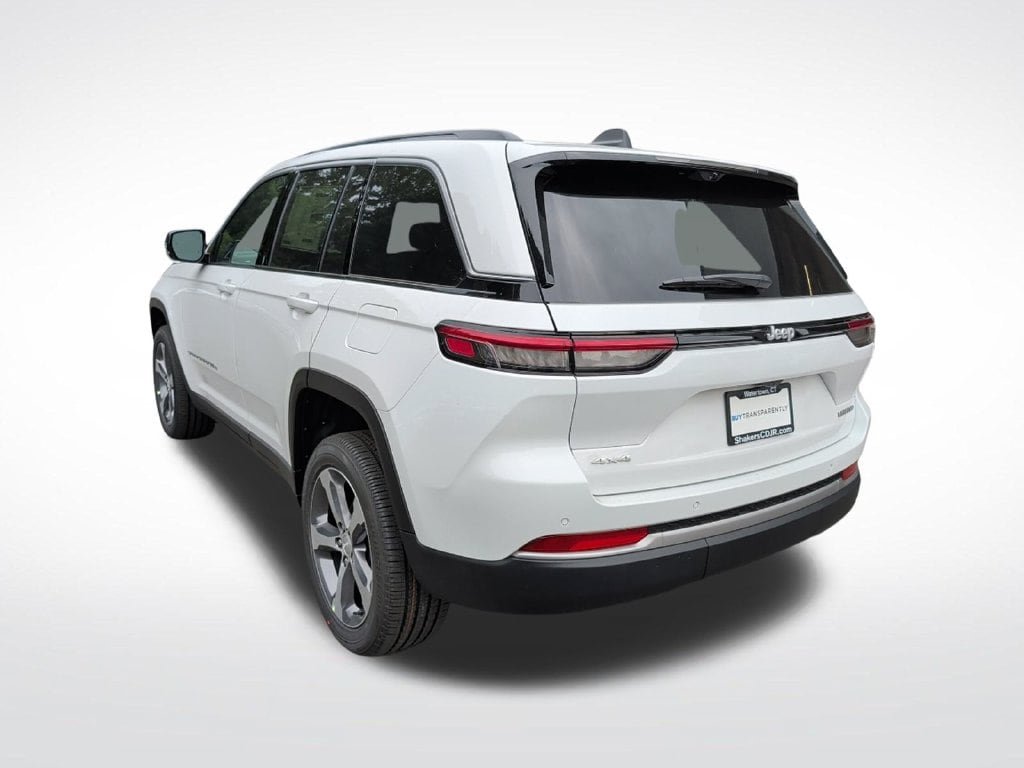 New 2026 Jeep Grand Cherokee Limited w/ Luxury Tech Group II AWD/4WD image 3