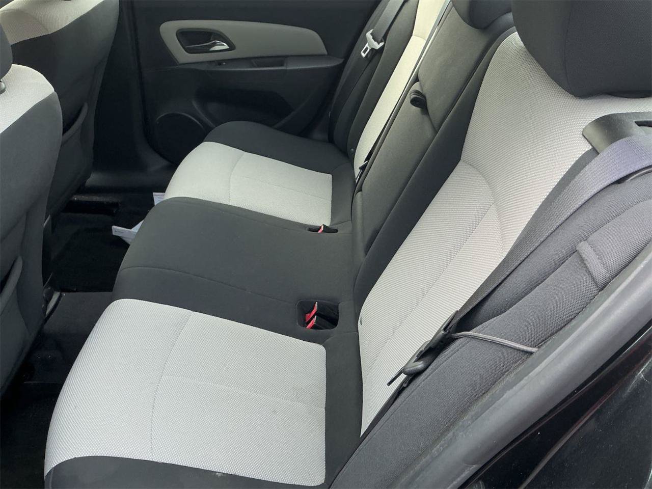 Used 2011 Chevrolet Cruze LS w/ Connectivity Package FWD image 12