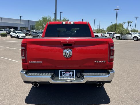 Used 2024 RAM 1500 Laramie AWD/4WD image 7