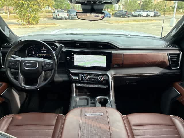 Used 2024 GMC Sierra 2500 Denali Ultimate AWD/4WD image 17