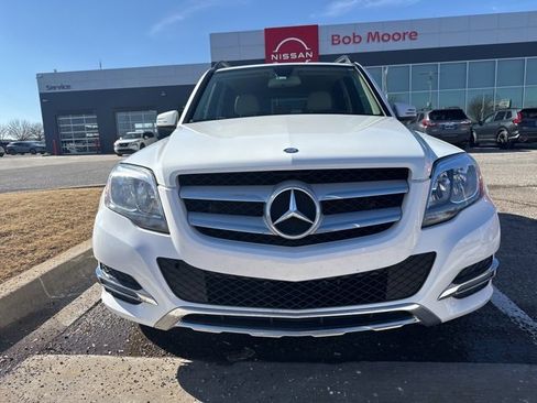 Used 2015 Mercedes-Benz GLK 350 2WD image 2