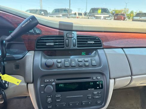 Used 2004 Cadillac De Ville w/ Equipment Group FWD image 16