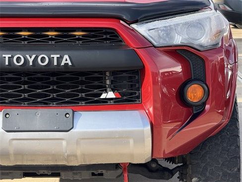 Used 2019 Toyota 4Runner TRD Off-Road Premium image 7