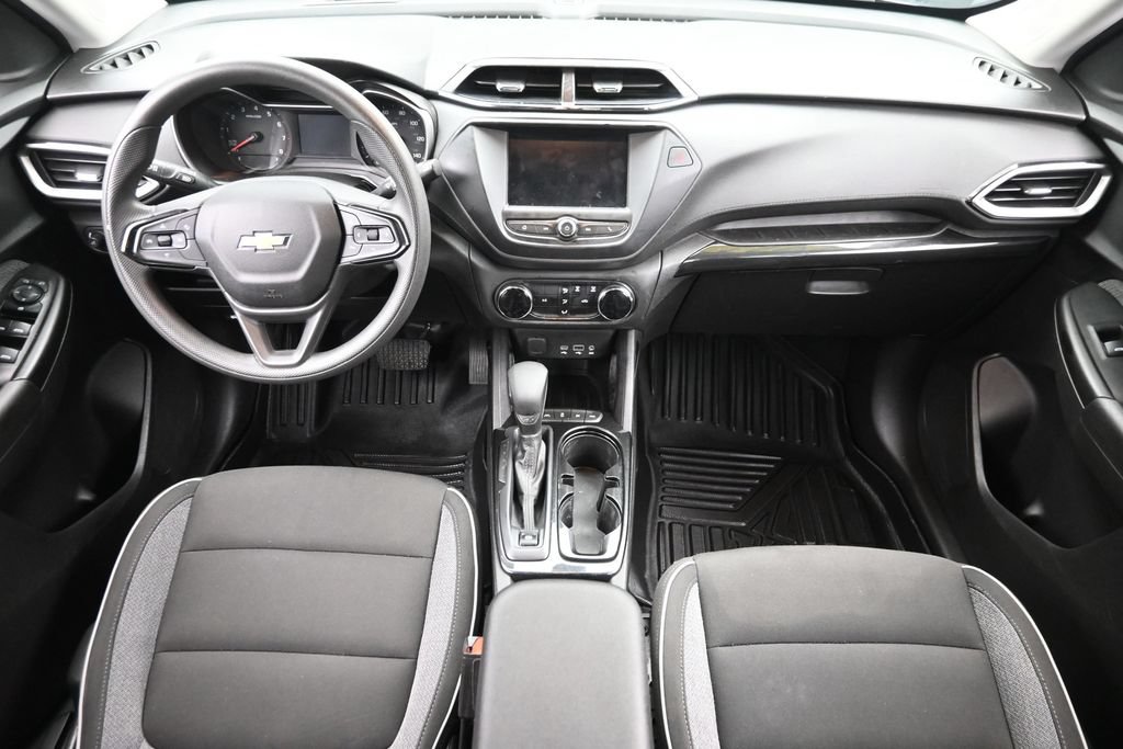 Used 2022 Chevrolet TrailBlazer LS AWD/4WD image 15