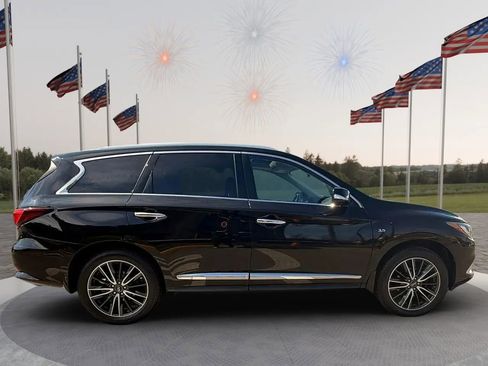 Used 2018 INFINITI QX60 Luxe w/ Premium Plus Package AWD/4WD image 3