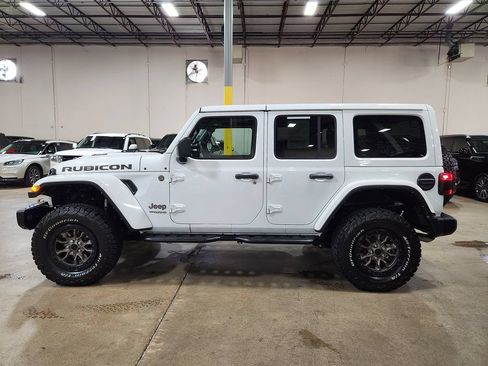 Used 2021 Jeep Wrangler Unlimited Rubicon w/ Dual Top Group AWD/4WD image 7