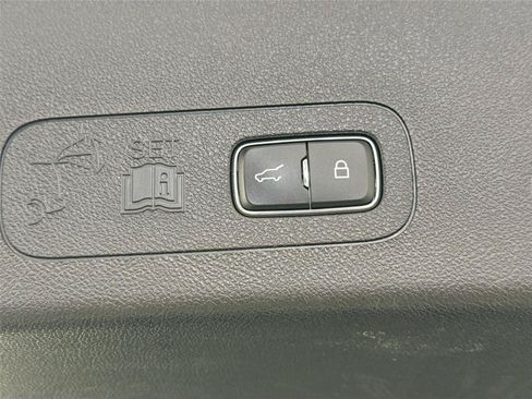 Used 2022 Lincoln Aviator Reserve AWD/4WD image 42