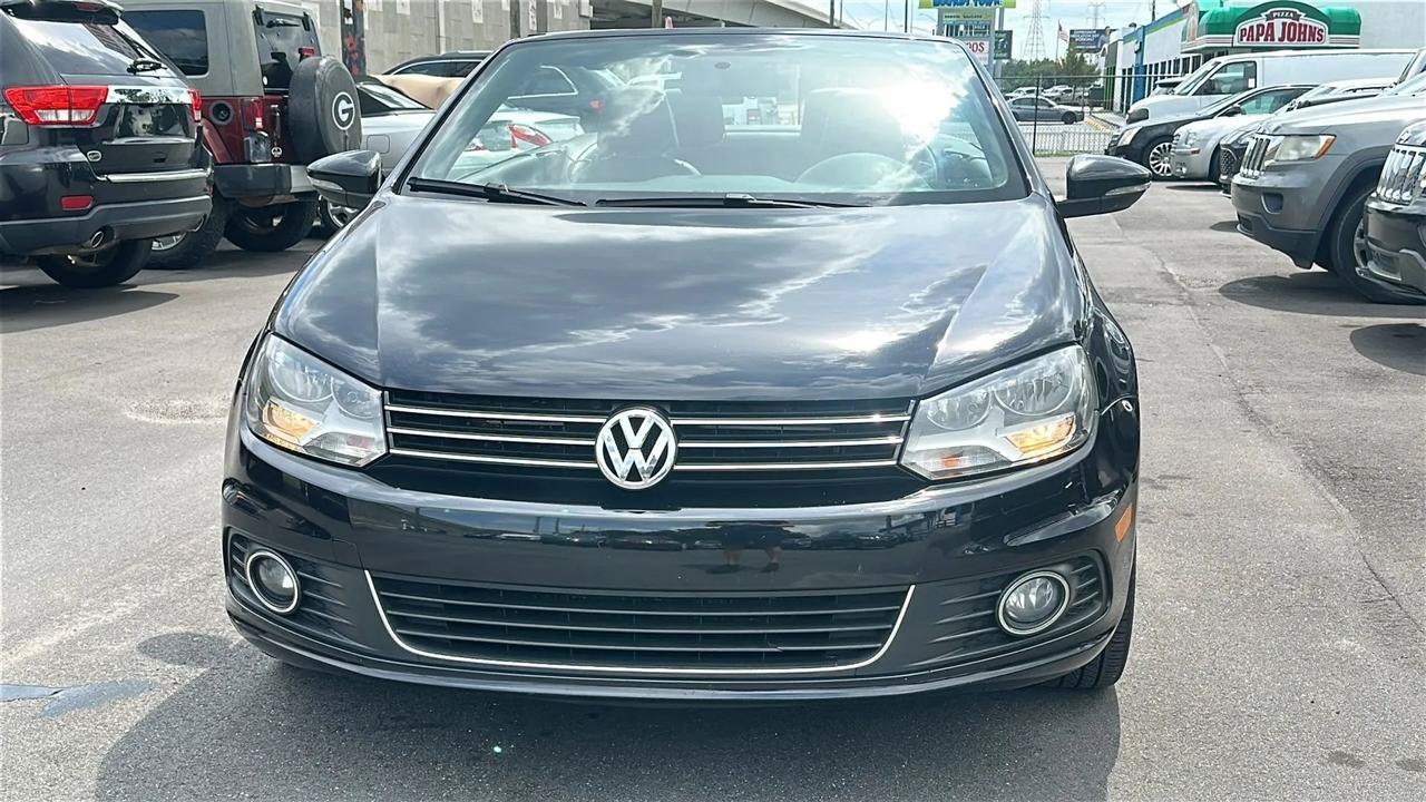 Used 2015 Volkswagen Eos Komfort FWD image 3