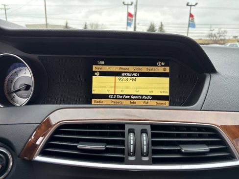 Used 2012 Mercedes-Benz C 300 Sport image 14