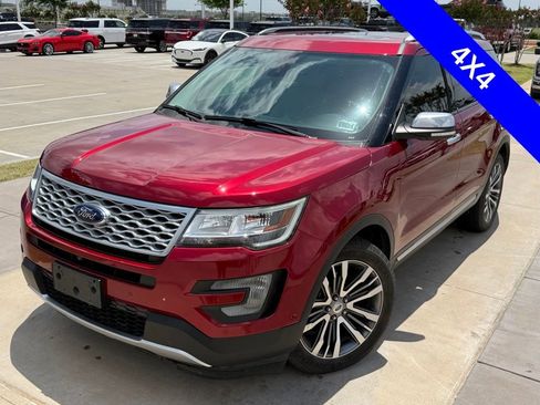 Used 2017 Ford Explorer Platinum AWD/4WD image 4