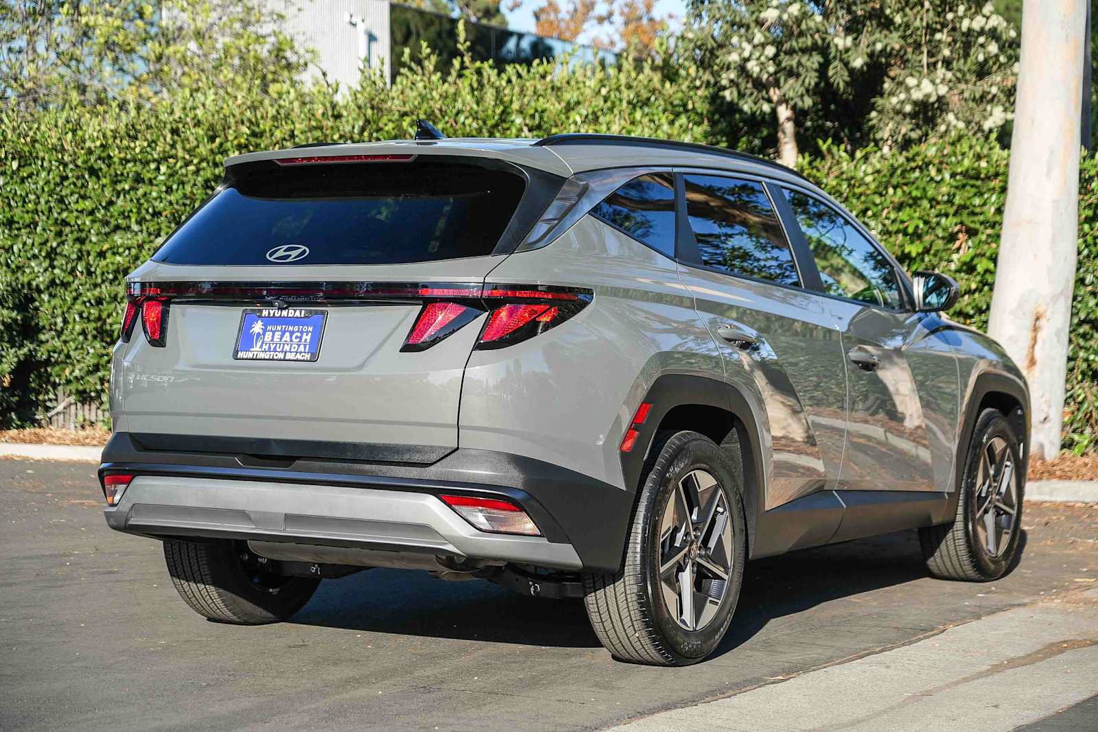 Certified 2025 Hyundai Tucson SEL FWD image 6