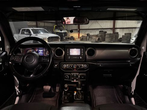 Used 2020 Jeep Gladiator Sport w/ Quick Order Package 24S image 29