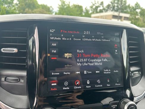 Used 2019 RAM 1500 Big Horn AWD/4WD image 27