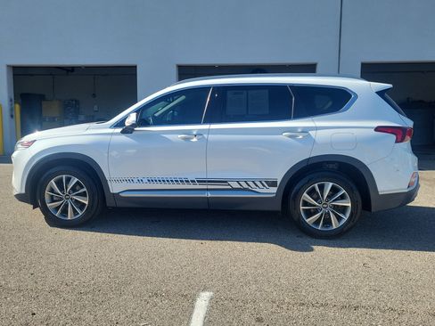 Used 2020 Hyundai Santa Fe SEL w/ Convenience + Premium Package FWD image 9