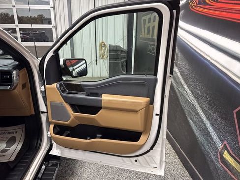 Used 2021 Ford F150 Lariat w/ Equipment Group 501A Mid image 26