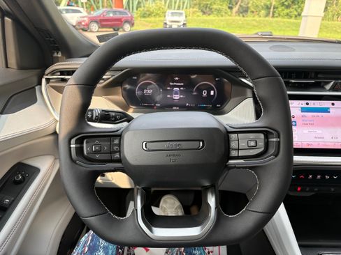 New 2026 Jeep Cherokee Limited AWD/4WD image 17