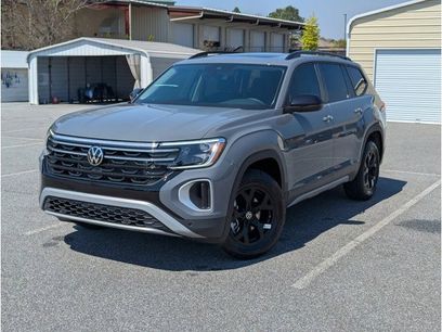 New 2026 Volkswagen Atlas Peak Edition