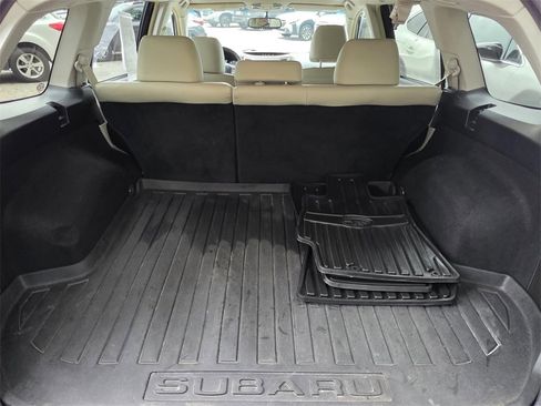Used 2013 Subaru Outback 3.6R Limited w/ Moonroof Pkg image 14