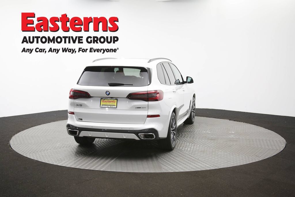 Used 2023 BMW X5 xDrive40i w/ M Sport Package AWD/4WD image 44